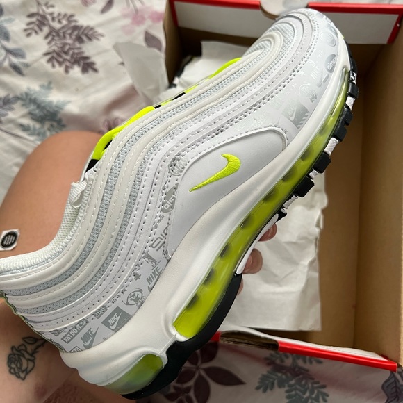 Nike Air Max 97 (GS) - Picture 3 of 8